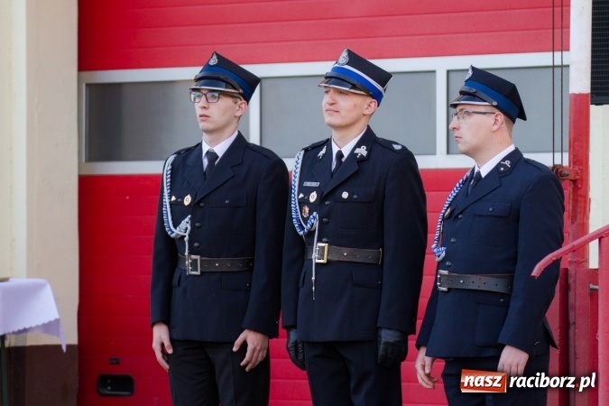 Zdjęcie w galerii na portalu naszraciborz.pl: Jak co roku w Pietrowicach Wielkich odbyły się tradycyjne obchody Dnia Strażaka wiadomości z regionu