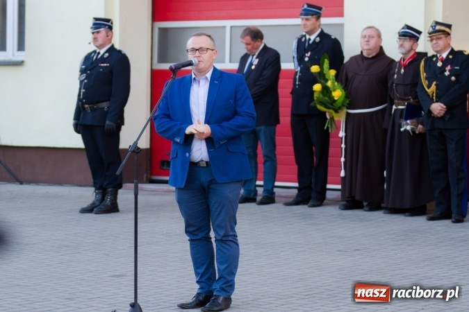 Zdjęcie w galerii na portalu naszraciborz.pl: Jak co roku w Pietrowicach Wielkich odbyły się tradycyjne obchody Dnia Strażaka wiadomości z regionu