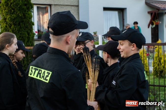 Zdjęcie w galerii na portalu naszraciborz.pl: Jak co roku w Pietrowicach Wielkich odbyły się tradycyjne obchody Dnia Strażaka wiadomości z regionu