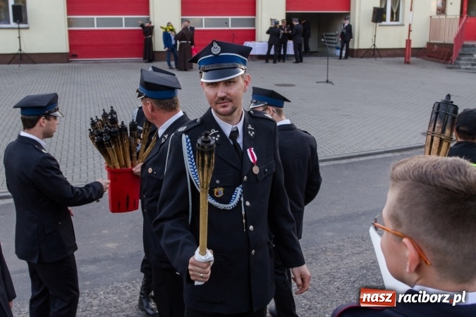 Zdjęcie w galerii na portalu naszraciborz.pl: Jak co roku w Pietrowicach Wielkich odbyły się tradycyjne obchody Dnia Strażaka wiadomości z regionu