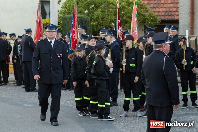 Zdjęcie w galerii na portalu naszraciborz.pl: Jak co roku w Pietrowicach Wielkich odbyły się tradycyjne obchody Dnia Strażaka wiadomości z regionu