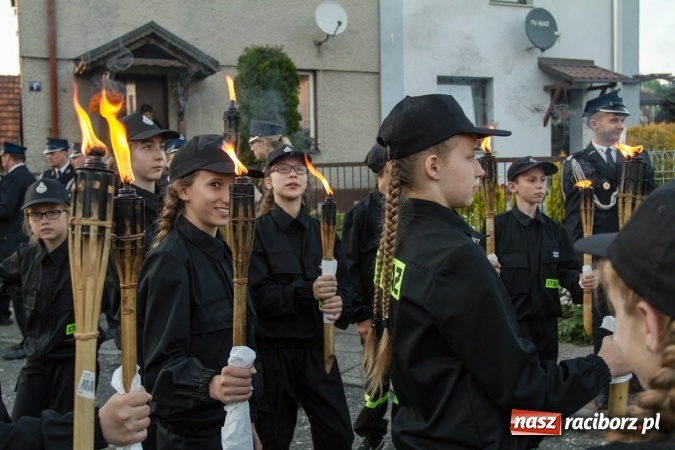 Zdjęcie w galerii na portalu naszraciborz.pl: Jak co roku w Pietrowicach Wielkich odbyły się tradycyjne obchody Dnia Strażaka wiadomości z regionu