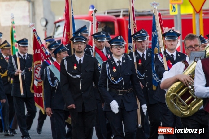 Zdjęcie w galerii na portalu naszraciborz.pl: Jak co roku w Pietrowicach Wielkich odbyły się tradycyjne obchody Dnia Strażaka wiadomości z regionu