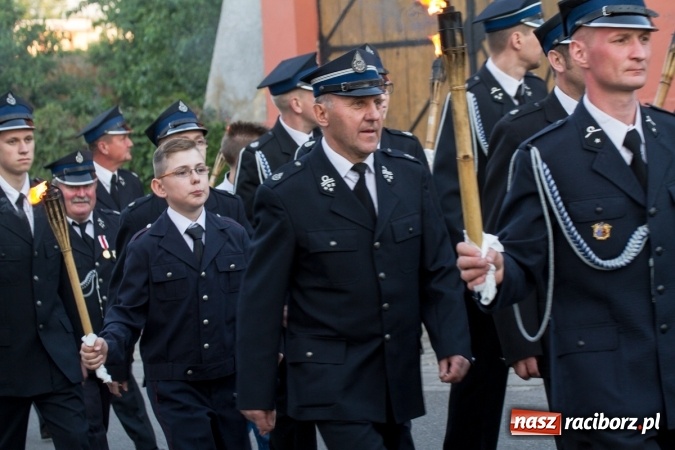 Zdjęcie w galerii na portalu naszraciborz.pl: Jak co roku w Pietrowicach Wielkich odbyły się tradycyjne obchody Dnia Strażaka wiadomości z regionu
