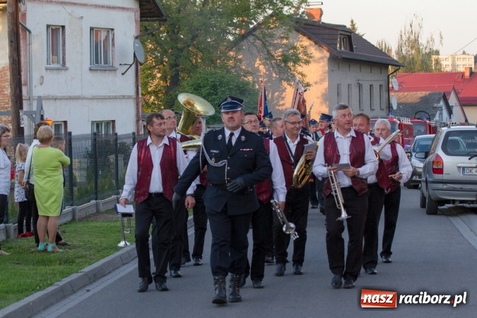 Zdjęcie w galerii na portalu naszraciborz.pl: Jak co roku w Pietrowicach Wielkich odbyły się tradycyjne obchody Dnia Strażaka wiadomości z regionu