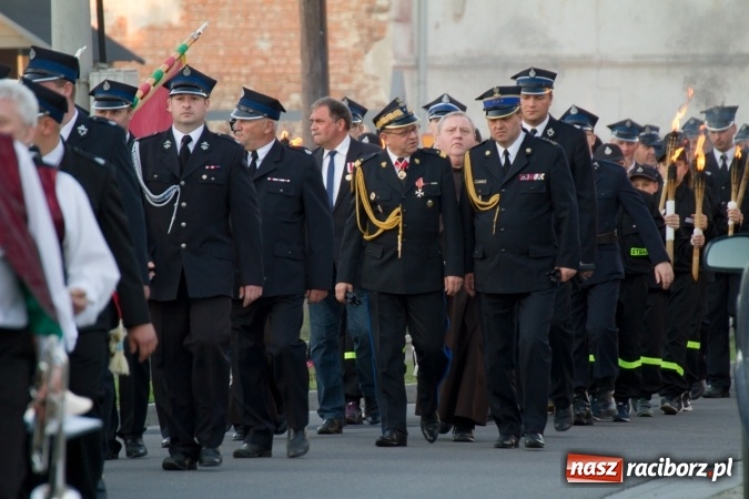 Zdjęcie w galerii na portalu naszraciborz.pl: Jak co roku w Pietrowicach Wielkich odbyły się tradycyjne obchody Dnia Strażaka wiadomości z regionu