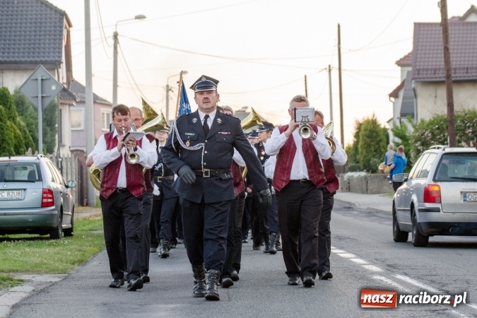 Zdjęcie w galerii na portalu naszraciborz.pl: Jak co roku w Pietrowicach Wielkich odbyły się tradycyjne obchody Dnia Strażaka wiadomości z regionu