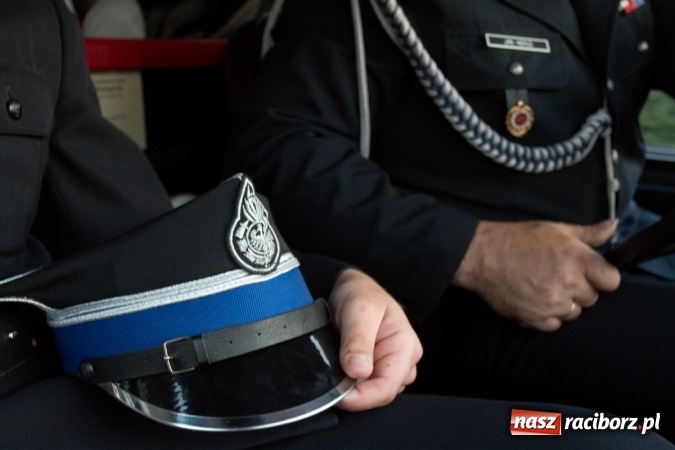 Zdjęcie w galerii na portalu naszraciborz.pl: Jak co roku w Pietrowicach Wielkich odbyły się tradycyjne obchody Dnia Strażaka wiadomości z regionu