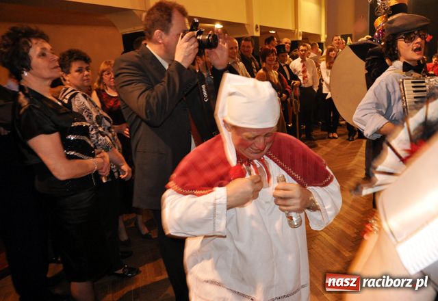 Zdjęcie w galerii na portalu naszraciborz.pl: Basisko już pogrzebane wiadomości z regionu
