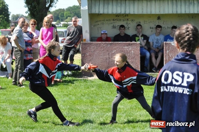 Zdjęcie w galerii na portalu naszraciborz.pl: Strażacy z Borucina mistrzami gminy Krzanowice w zawodach sportowo-pożarniczych. Trzy puchary dla Pietraszyna  wiadomości z regionu
