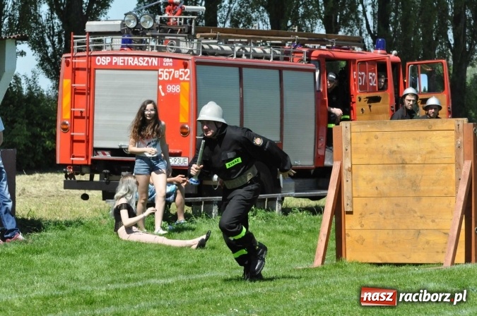 Zdjęcie w galerii na portalu naszraciborz.pl: Strażacy z Borucina mistrzami gminy Krzanowice w zawodach sportowo-pożarniczych. Trzy puchary dla Pietraszyna  wiadomości z regionu