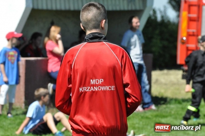Zdjęcie w galerii na portalu naszraciborz.pl: Strażacy z Borucina mistrzami gminy Krzanowice w zawodach sportowo-pożarniczych. Trzy puchary dla Pietraszyna  wiadomości z regionu