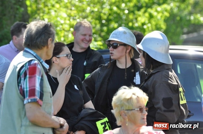 Zdjęcie w galerii na portalu naszraciborz.pl: Strażacy z Borucina mistrzami gminy Krzanowice w zawodach sportowo-pożarniczych. Trzy puchary dla Pietraszyna  wiadomości z regionu