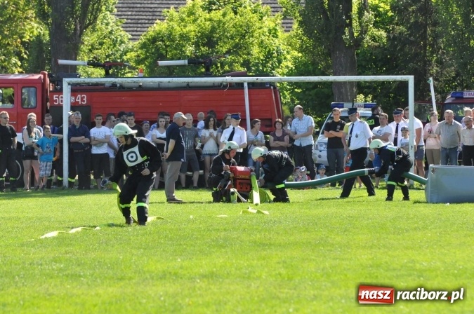 Zdjęcie w galerii na portalu naszraciborz.pl: Strażacy z Borucina mistrzami gminy Krzanowice w zawodach sportowo-pożarniczych. Trzy puchary dla Pietraszyna  wiadomości z regionu