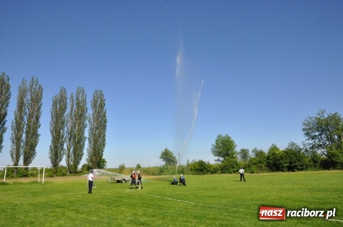 Zdjęcie w galerii na portalu naszraciborz.pl: Strażacy z Borucina mistrzami gminy Krzanowice w zawodach sportowo-pożarniczych. Trzy puchary dla Pietraszyna  wiadomości z regionu