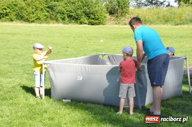 Zdjęcie w galerii na portalu naszraciborz.pl: Strażacy z Borucina mistrzami gminy Krzanowice w zawodach sportowo-pożarniczych. Trzy puchary dla Pietraszyna  wiadomości z regionu