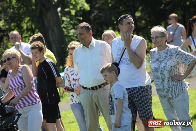 Zdjęcie w galerii na portalu naszraciborz.pl: Strażacy z Borucina mistrzami gminy Krzanowice w zawodach sportowo-pożarniczych. Trzy puchary dla Pietraszyna  wiadomości z regionu