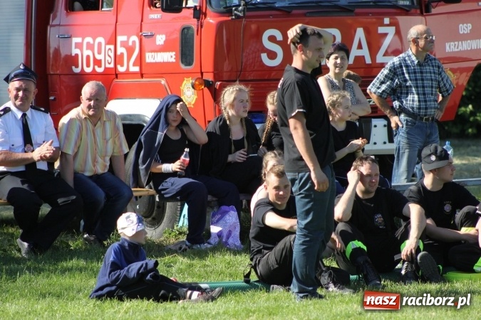 Zdjęcie w galerii na portalu naszraciborz.pl: Strażacy z Borucina mistrzami gminy Krzanowice w zawodach sportowo-pożarniczych. Trzy puchary dla Pietraszyna  wiadomości z regionu