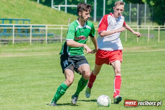 Zdjęcie w galerii na portalu naszraciborz.pl: Z piekła do nieba. Juniorzy Rafako wygrali rzutem na taśmę wiadomości z regionu