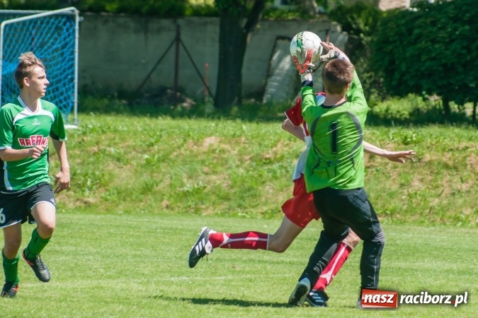 Zdjęcie w galerii na portalu naszraciborz.pl: Z piekła do nieba. Juniorzy Rafako wygrali rzutem na taśmę wiadomości z regionu