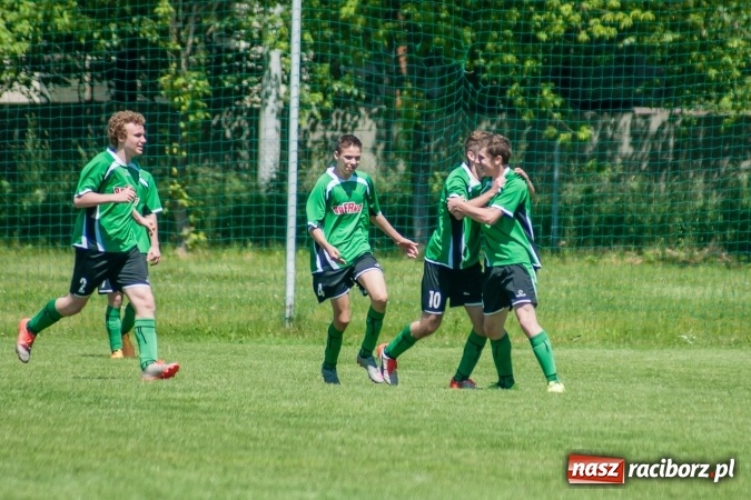 Zdjęcie w galerii na portalu naszraciborz.pl: Z piekła do nieba. Juniorzy Rafako wygrali rzutem na taśmę wiadomości z regionu