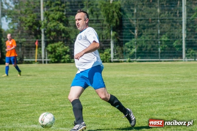 Zdjęcie w galerii na portalu naszraciborz.pl: Emocjonujący pojedynek w Markowicach. Gospodarze lepsi od Grzegorzowic wiadomości z regionu