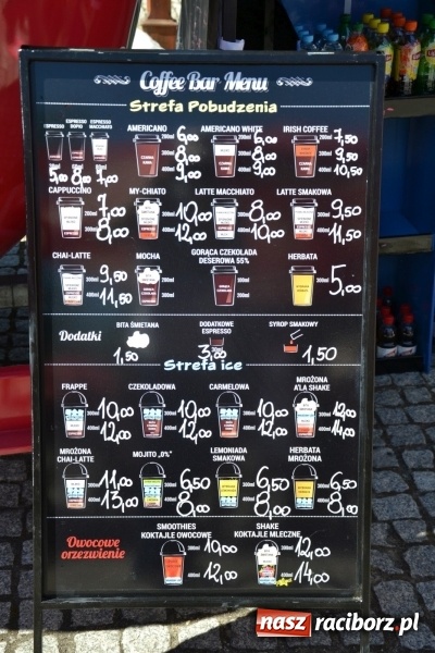 Zdjęcie w galerii na portalu naszraciborz.pl: Zlot Food Trucków na zamku za nami wiadomości z regionu