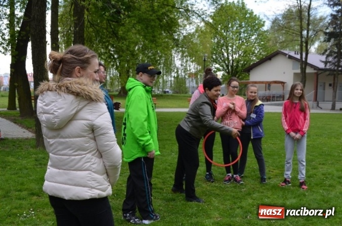 Zdjęcie w galerii na portalu naszraciborz.pl: O współpracy i integracji w Szkole Podstawowej nr 13 wiadomości z regionu