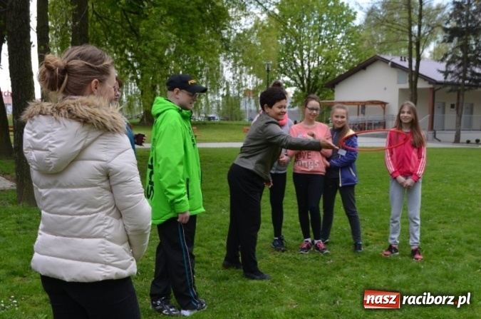 Zdjęcie w galerii na portalu naszraciborz.pl: O współpracy i integracji w Szkole Podstawowej nr 13 wiadomości z regionu