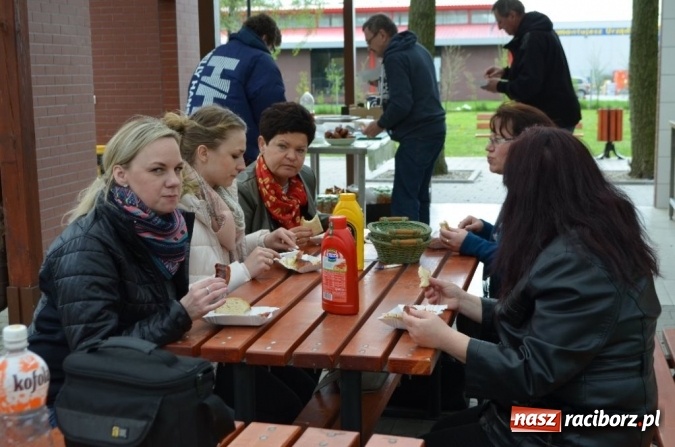 Zdjęcie w galerii na portalu naszraciborz.pl: O współpracy i integracji w Szkole Podstawowej nr 13 wiadomości z regionu