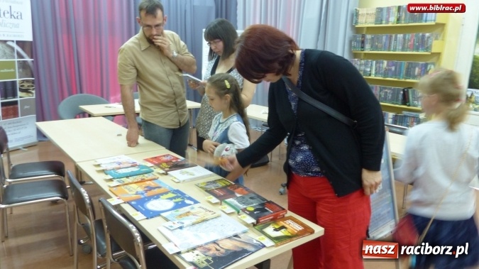 Zdjęcie w galerii na portalu naszraciborz.pl: Czytał dziadek, czytał tata, czytasz Ty… Pana Kleksa? wiadomości z regionu