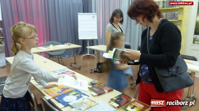 Zdjęcie w galerii na portalu naszraciborz.pl: Czytał dziadek, czytał tata, czytasz Ty… Pana Kleksa? wiadomości z regionu