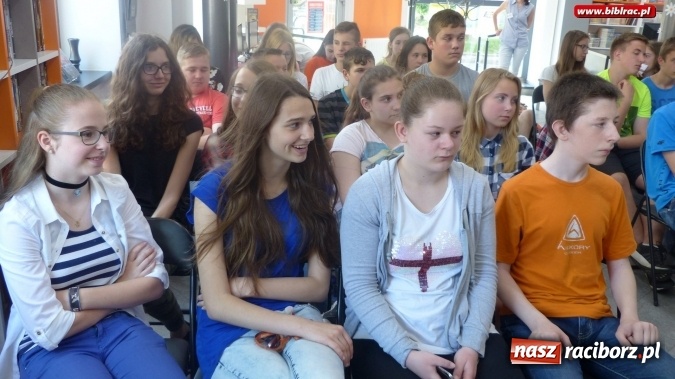 Zdjęcie w galerii na portalu naszraciborz.pl: Marta Fox spotkała się z raciborskimi gimnazjalistami wiadomości z regionu
