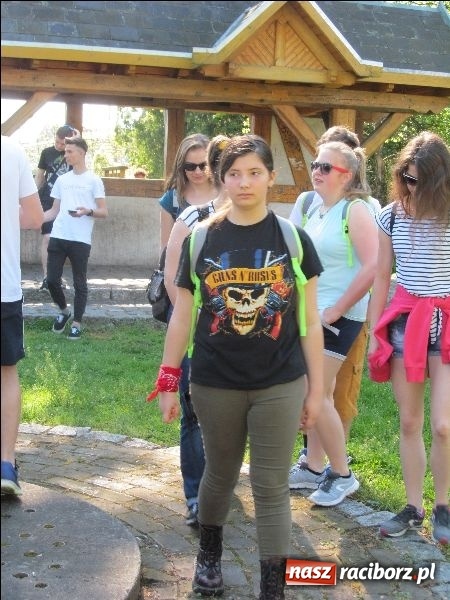 Zdjęcie w galerii na portalu naszraciborz.pl: Uczennica G5 z nagrodą specjalną w Ogólnopolskim Młodzieżowym Konkursie Krajoznawczym wiadomości z regionu