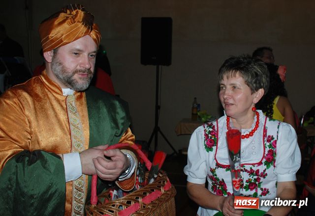 Zdjęcie w galerii na portalu naszraciborz.pl: Finał karnawału z przebierańcami wiadomości z regionu