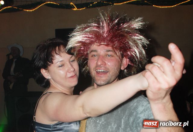 Zdjęcie w galerii na portalu naszraciborz.pl: Finał karnawału z przebierańcami wiadomości z regionu