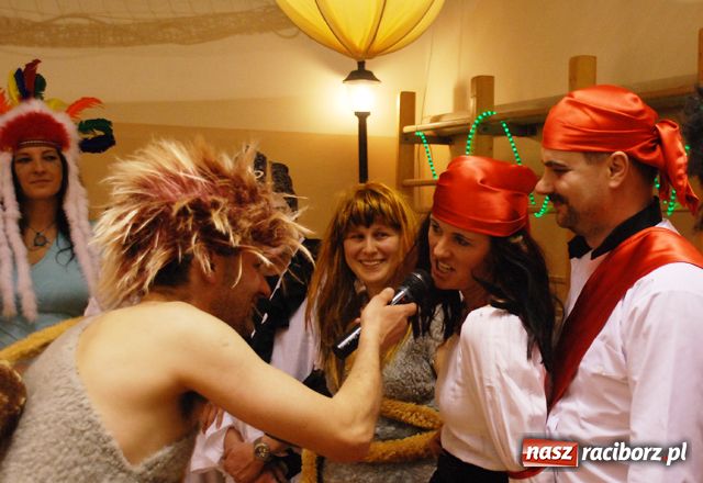 Zdjęcie w galerii na portalu naszraciborz.pl: Finał karnawału z przebierańcami wiadomości z regionu