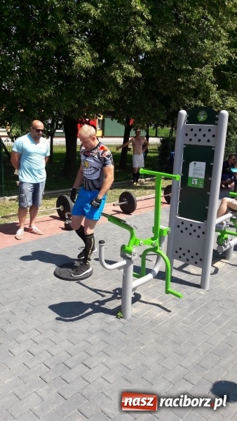 Zdjęcie w galerii na portalu naszraciborz.pl: Crosstrening 800 kg na 800-lecie Raciborza! wiadomości z regionu