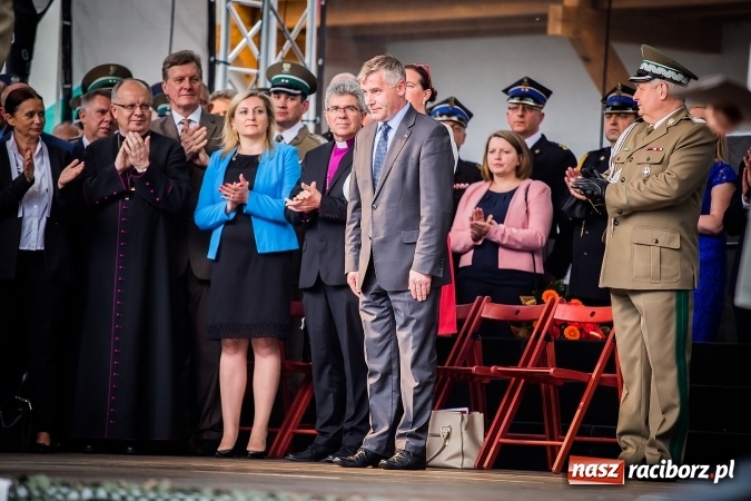 Zdjęcie w galerii na portalu naszraciborz.pl: XXVI rocznica powstania Straży Granicznej. Śląski Oddział z Raciborza ma nowy sztandar wiadomości z regionu