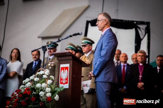 Zdjęcie w galerii na portalu naszraciborz.pl: XXVI rocznica powstania Straży Granicznej. Śląski Oddział z Raciborza ma nowy sztandar wiadomości z regionu