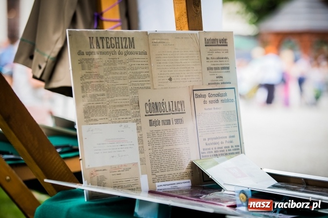 Zdjęcie w galerii na portalu naszraciborz.pl: XXVI rocznica powstania Straży Granicznej. Śląski Oddział z Raciborza ma nowy sztandar wiadomości z regionu