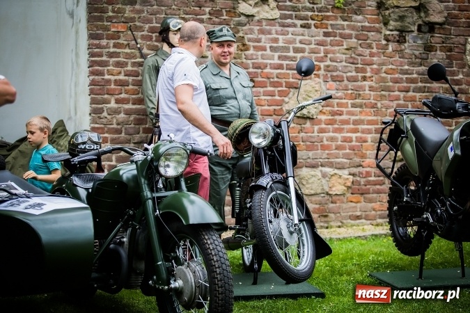 Zdjęcie w galerii na portalu naszraciborz.pl: XXVI rocznica powstania Straży Granicznej. Śląski Oddział z Raciborza ma nowy sztandar wiadomości z regionu