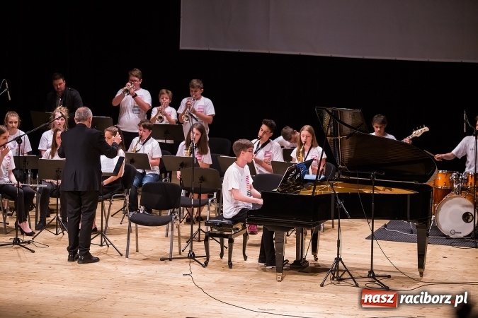 Zdjęcie w galerii na portalu naszraciborz.pl: Raciborska Gala Młodych Talentów wiadomości z regionu