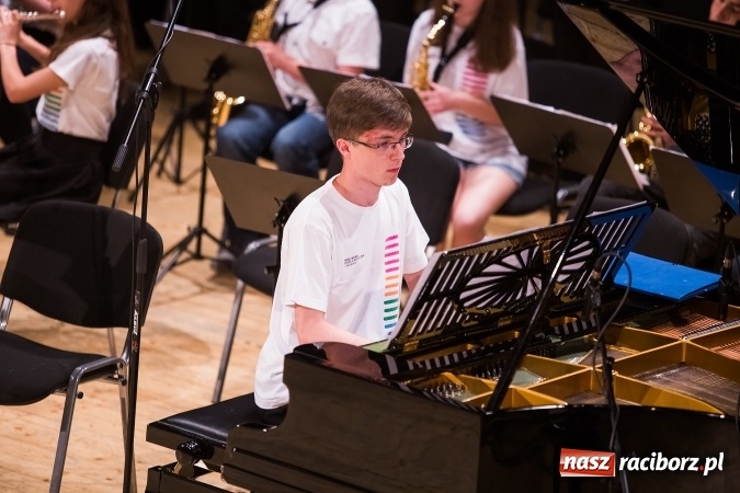 Zdjęcie w galerii na portalu naszraciborz.pl: Raciborska Gala Młodych Talentów wiadomości z regionu