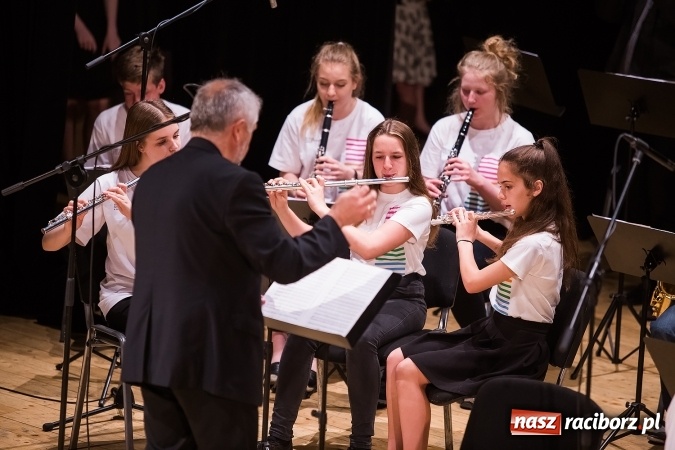 Zdjęcie w galerii na portalu naszraciborz.pl: Raciborska Gala Młodych Talentów wiadomości z regionu
