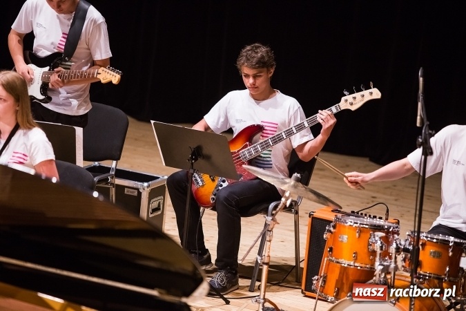 Zdjęcie w galerii na portalu naszraciborz.pl: Raciborska Gala Młodych Talentów wiadomości z regionu