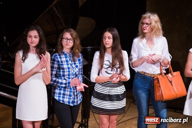 Zdjęcie w galerii na portalu naszraciborz.pl: Raciborska Gala Młodych Talentów wiadomości z regionu