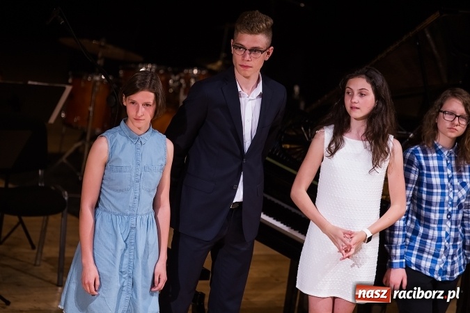 Zdjęcie w galerii na portalu naszraciborz.pl: Raciborska Gala Młodych Talentów wiadomości z regionu
