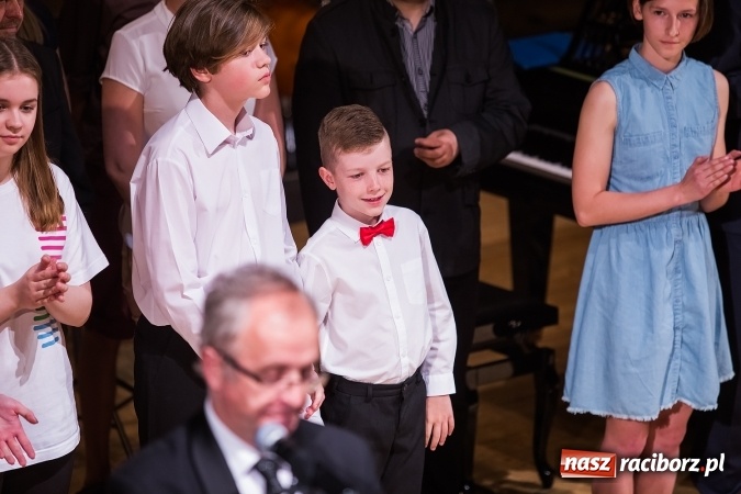Zdjęcie w galerii na portalu naszraciborz.pl: Raciborska Gala Młodych Talentów wiadomości z regionu