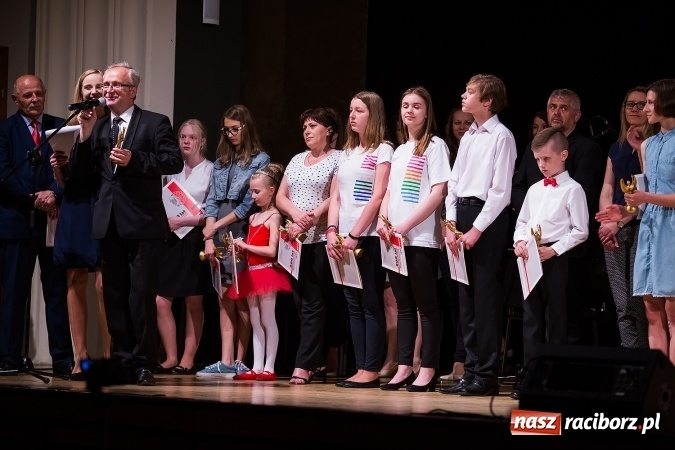 Zdjęcie w galerii na portalu naszraciborz.pl: Raciborska Gala Młodych Talentów wiadomości z regionu